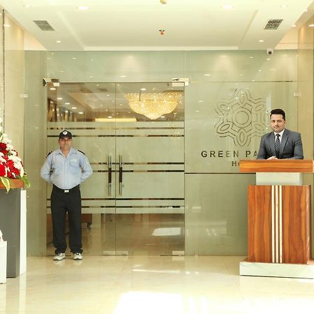 Green Palms Hotel Delhi Zewnętrze zdjęcie