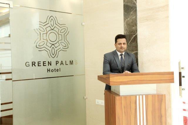 Green Palms Hotel Delhi Zewnętrze zdjęcie