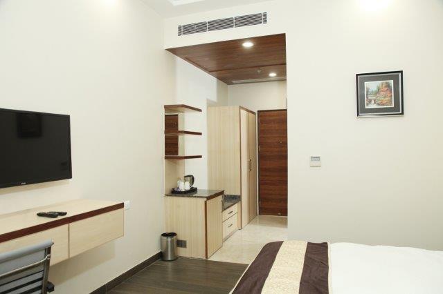 Green Palms Hotel Delhi Zewnętrze zdjęcie